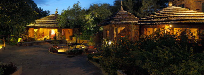 1895/Ajit Bhawan - Jodhpur 016.jpg